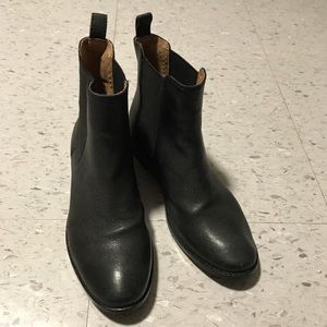 Frye Anna Chelsea Boots